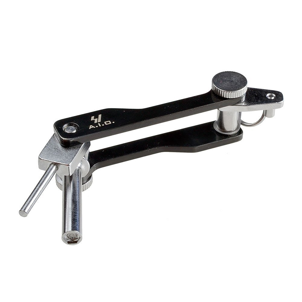 Wyprodukowany przez renomowaną firmę Strike Industries tool All-In-One, przeznaczony do pistoletów marki Glock. Zawiera narzędzia: - Wybijak głównego pinu mocującego - Wybijak muszki - Narzędzie do zdejmowania stopki magazynka - Kółko mocujące, np. do kluczy Cechy: - Długość: 70 mm - Szerokość: 25 mm - Waga: 76 g - Materiał: stal - LifeGun.pl Strike Industries - All In One Tool for Glock - GLOCK-AIO-TOOL-1