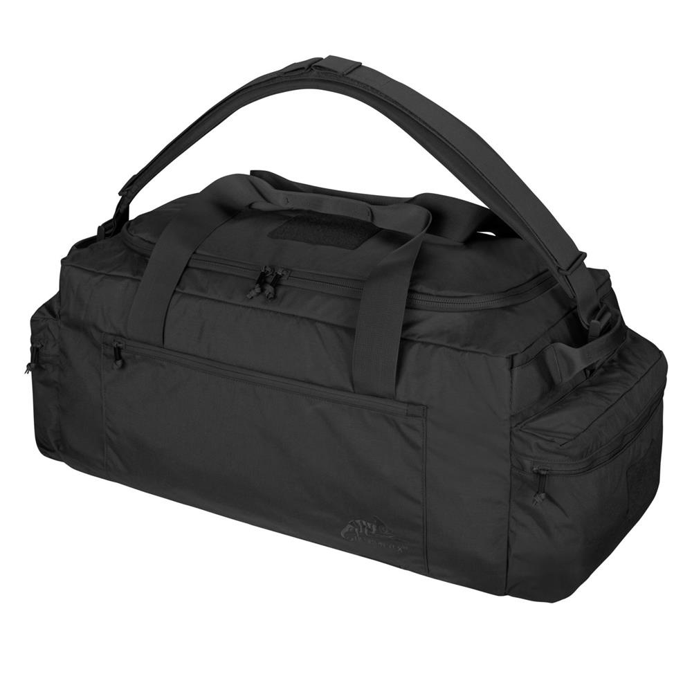 Urban Training Bag® powstała z myślą o aktywności sportowej – w treningu funkcjonalnym, na siłowni, w fitnessie czy sportach walki. Pomieści strój, przybory kosmetyczne, ręcznik, buty i inny sprzęt treningowy. Sprawdzi się również podczas podróży jako uzupełnienie bagażu głównego, bo w razie potrzeby UTB® można skompresować do bardzo małych rozmiarów. Torbę można przenosić za pomocą - LifeGun.pl Helikon - Torba Enlarged Urban Training Bag® - 70 l - Czarna - TB-UTE-CD-01-1