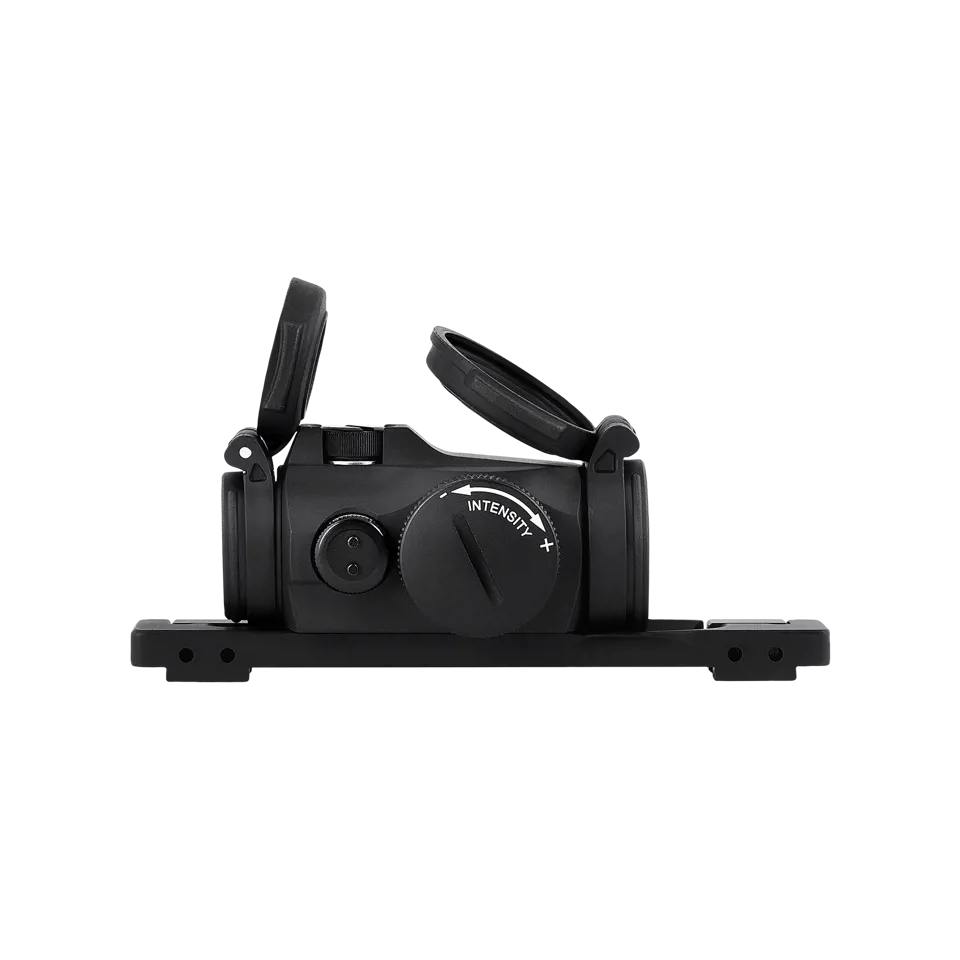 Kolimator Aimpoint® Micro H-2 4MOA SemiShotgun (na szynę 11mm) – precyzyjny celownik do strzelby półautomatycznej Aimpoint® Micro H-2 4MOA SemiShotgun to kompaktowy i wytrzymały kolimator zaprojektowany specjalnie do strzelb półautomatycznych z szyną 11 mm. Wyposażony w jasny punkt celowniczy o wielkości 4 MOA, umożliwia szybkie i skuteczne namierzanie celu w dynamicznych sytuacjach. Specjalistyczne dopasowanie do - LifeGun.pl Kolimator Aimpoint Micro H 2 4MOA SemiShotgun na szynę 11mm 5