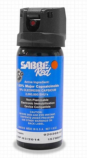 Rodzaj gazu: Piana (Foam) | Zasięg (m): 2.5-3 | Pojemność (ml): 45 - LifeGun.pl Gaz pieprzowy Sabre Red MK2 (pianka) 52H2O10-F-10
