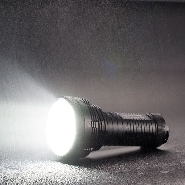 Latarka Led Nitecore TM16GT 3600 Lumenów-4