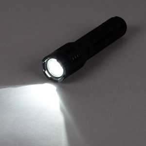 Paralizator z latarką SABRE G-S-2000SF-2