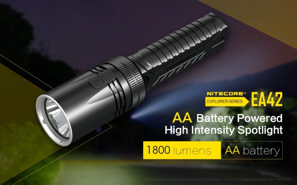 Latarka Nitecore EA42 1800 Lumenów-6