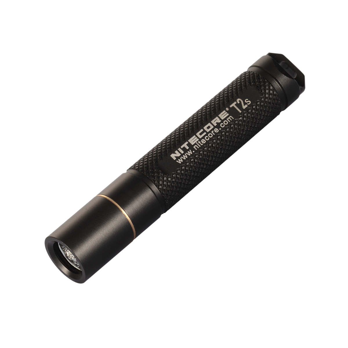 Latarka Nitecore T2S 50 lumenów Nitecore T2S to kompaktowa latarka o mocy 50 lumenów i jest zasilana jedną baterią AAA. Zasięg wiązki światła to 28 metrów, a maksymalny czas pracy wynosi 28 godzin. Latarka posiada tryb specjalny – lokalizator Beacon. Wymiary: Długość: 73mm Średnica: 12,5mm Waga: 11g (bez baterii) Tryby pracy: Wysoki (50 lumenów/1h 30min) - LifeGun.pl Latarka Nitecore T2S 50 lumenów-1