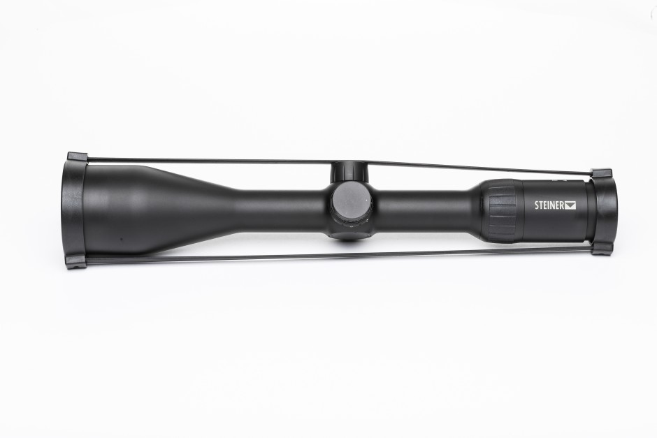 Nowa seria lunet celowniczych Ranger 4 jest w stanie w pełni sprostać potrzebom doświadczonych strzelców, gwarantując wysoką użyteczność i skuteczność w nawet najbardziej wymagających warunkach. Optyka o wysokim kontraście - jest wydajna i zapewnia jasny, doskonały, kontrastowy obraz o wysokiej ostrości krawędzi, zapewniając doskonałe rozpoznawanie szczegółów. Pole widzenia XL i bezpieczny odstęp od oka wynoszący - LifeGun.pl Luneta STEINER RANGER 4 4-16x56 (8775900404)-4