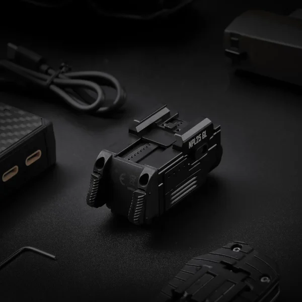 Zestaw do Glock 17/19: Latarka NITECORE NPL25 GL (zielony laser) + kabura NITECORE NPH40 do Glock 17/19