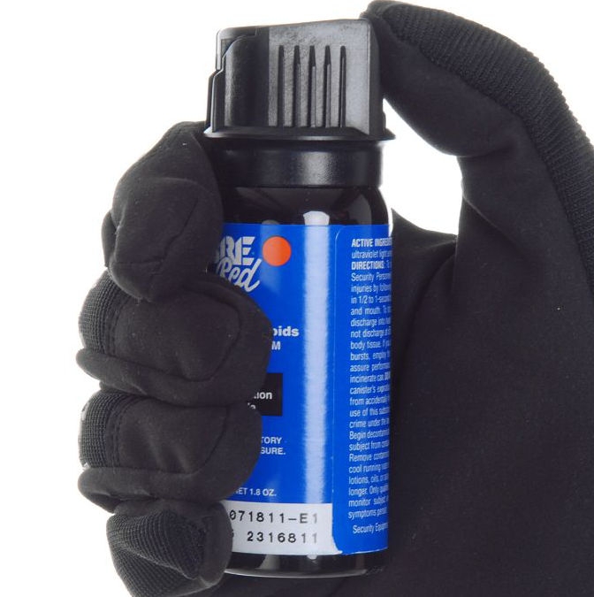 Rodzaj gazu: Piana (Foam) | Zasięg (m): 2.5-3 | Pojemność (ml): 45 - LifeGun.pl Gaz pieprzowy Sabre Red MK2 (pianka) 52H2O10-F-5