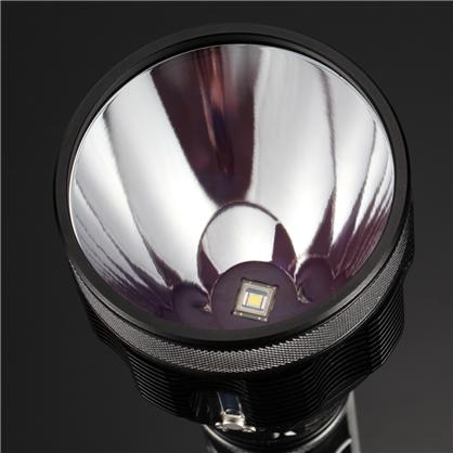 Światło S.O.S.: Tak | Maksymalny czas pracy (godz.): 67 | Zasięg wiązki światła (m): 1100 | Waga bez baterii (g): 1344 | Baterie w zestawie: NBP 52 | Futerał: Nie | Wodoodporność: Do 2 m | Kolor: Czarny | Baterie (kompatybilne): NBP 52 (w zestawie) | Długość całkowita (mm): 278 | Średnica głowicy (mm): 90 | Źródło światła: LUMINUS SBT-70 LED | Światło stroboskopowe: tak | Moc światła (L): 1800 - LifeGun.pl Latarka Nitecore TM36 Tiny Monster 1800 Lumenów-4