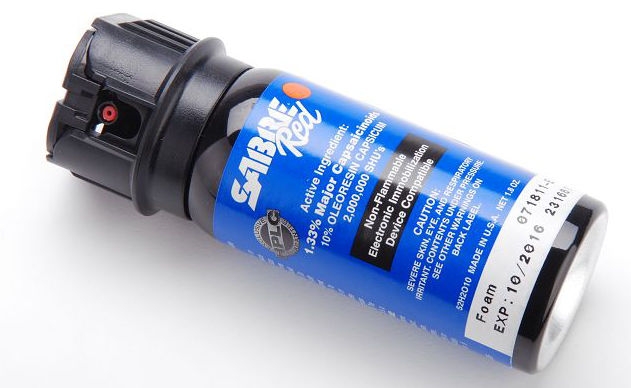 Rodzaj gazu: Piana (Foam) | Zasięg (m): 2.5-3 | Pojemność (ml): 45 - LifeGun.pl Gaz pieprzowy Sabre Red MK2 (pianka) 52H2O10-F-7