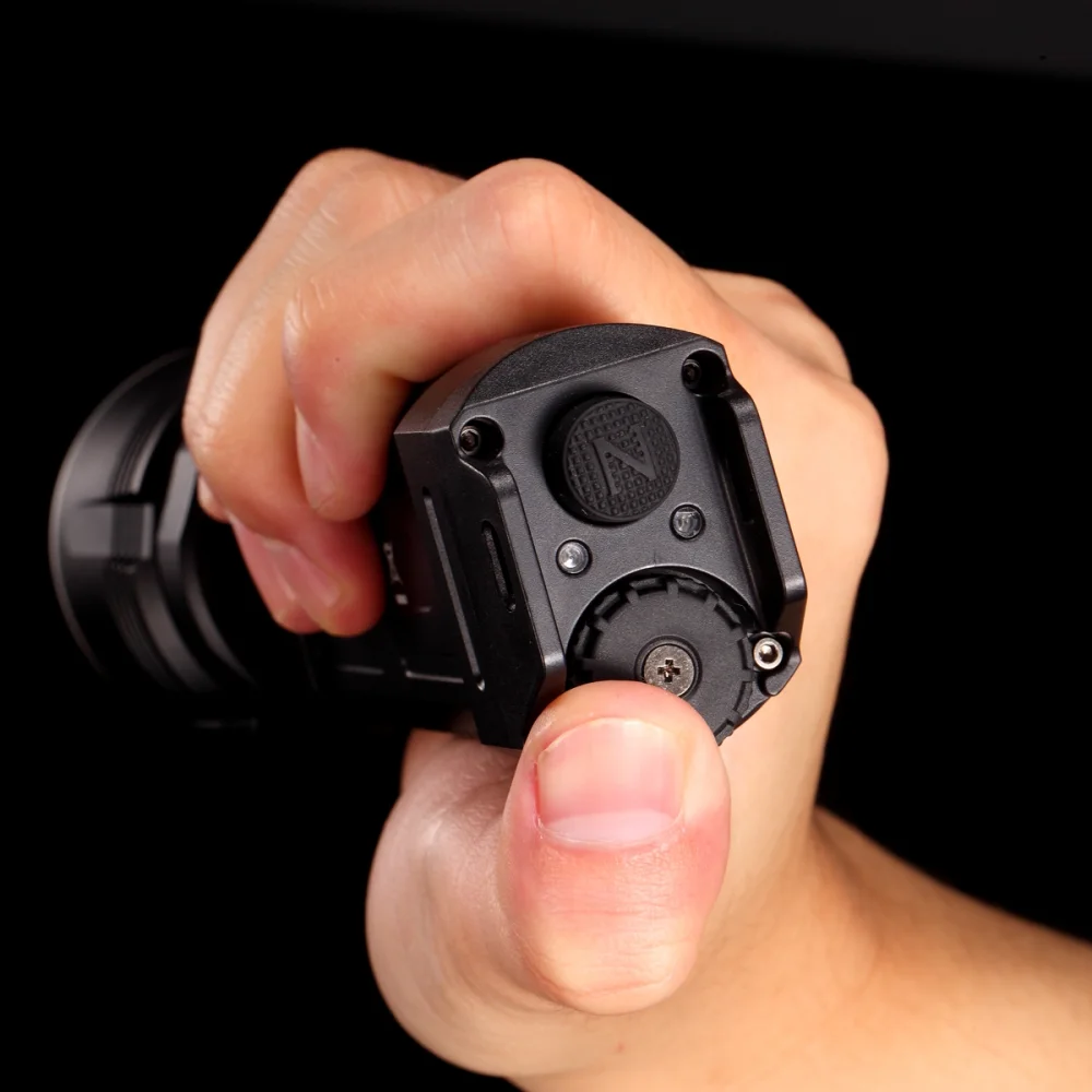Latarka Nitecore P36 2000 lumenów 3 Latarka Nitecore P36 2000 lumenów