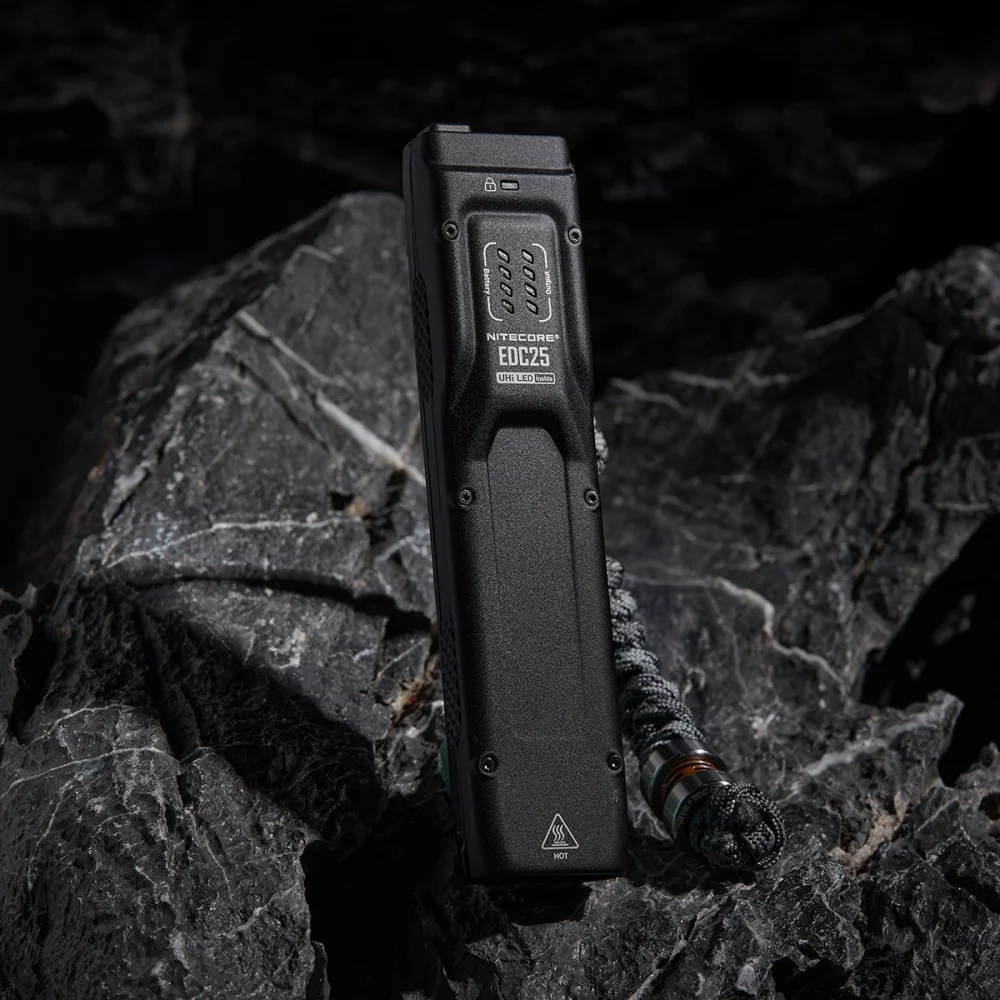 Latarka Nitecore EDC25 3000 lumenów 5 Latarka Nitecore EDC25 3000 lumenów