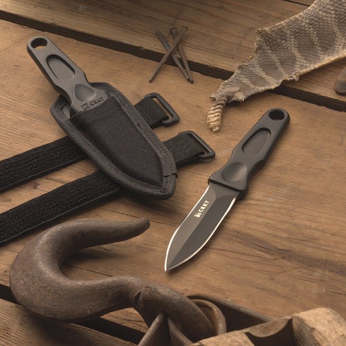 Ostrze ząbkowane: Nie | Futerał: Kabura zytelowa | Opakowanie: Pudełko kartonowe | Waga (g): 110 | Rodzaj ostrza:: Spear point | Stal: 1050 | Wykończenie ostrza: Proszkowane | Grubość ostrza (cm): 0.35 | Rękojeść: Hartowana stal węglowa 1050 | Twardość materiału ostrza::: 52-55 HRC | Projektant: Russel | Długość całkowita (cm): 17.1 | Blokada ostrza: Ostrze stałe | Długość ostrza (cm): 8.1 - LifeGun.pl Nóż CRKT 2020 Sting-2