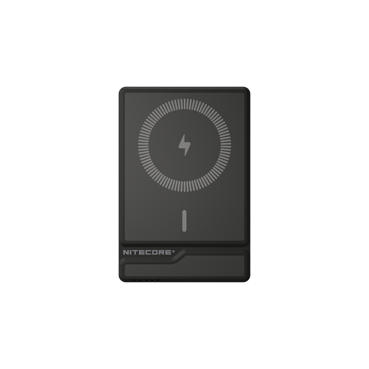 NITECORE NW5000 to ultracienki powerbank o imponującej pojemności 5000 mAh.Łączy w sobie funkcjonalność, nowoczesne wzornictwo, kompaktowe rozmiary oraz niską wagę.Obudowa z włókna węglowego posiada zgodność z normą szczelności IPX5, zapewniając niezawodność nawet w trudnych warunkach atmosferycznych. Model oferuje innowacyjne funkcje, takie jak ładowanie bezprzewodowe o mocy 15W oraz szybkie ładowanie za pomocą kabla z mocą 20W.Umożliwia także podłączenie do - LifeGun.pl POWERBANK NITECORE NW5000-3