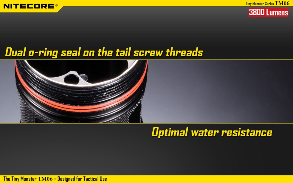 Światło S.O.S.: Tak | Maksymalny czas pracy (godz.): 433 | Zasięg wiązki światła (m): 334 | Waga bez baterii (g): 277 | Ładowarka w zestawie: Nie | Futerał: Tak | Wodoodporność: Do 2 m | Kolor: Czarny | Baterie (kompatybilne): 4 x akumulator 18650 3,7V | Długość całkowita (mm): 125 | Średnica głowicy (mm): 50 | Źródło światła: Dioda LED CREE XM-L2 | Światło stroboskopowe: tak | Moc światła (L): 3800 - LifeGun.pl Latarka Nitecore Tiny Monster TM06 3800 lumenów-19