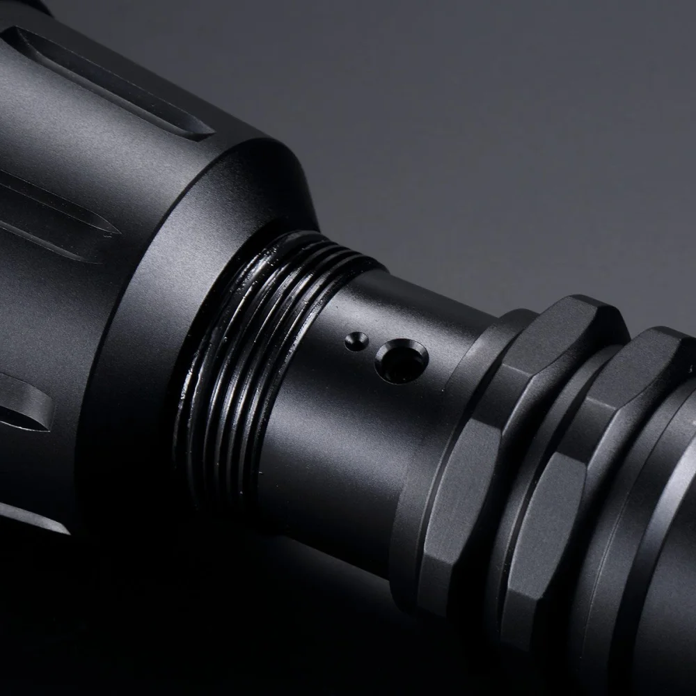 Latarka LED Nitecore MH40GT 1000 Lumenów 4 Latarka LED Nitecore MH40GT 1000 Lumenów