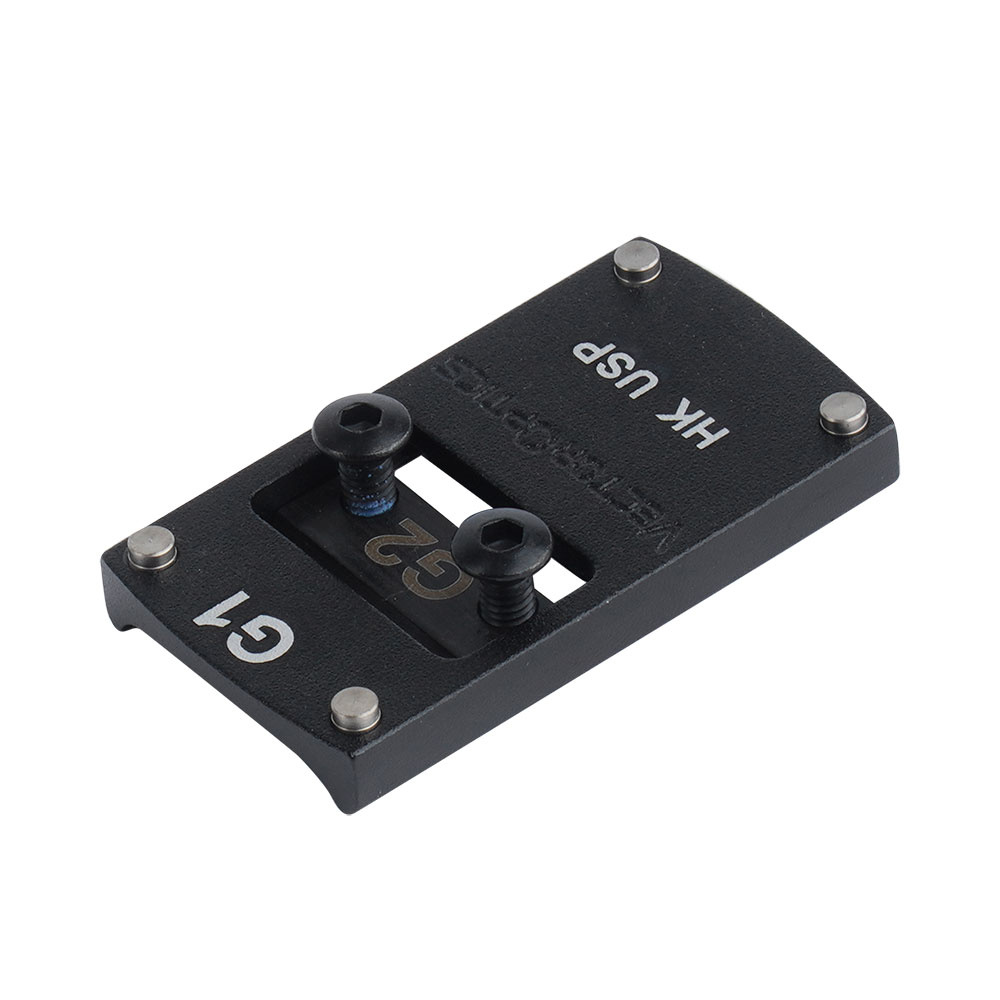 Płytka montażowa pod kolimator wykonana w całości z aluminium. Mocowana w miejscu fabrycznej szczerbinki na pistoletach HK USP Cechy: Kompatybilna z SCRA-10A Sphinx i serią Frenzy. Do użytku na broni palnej. Przeznaczona do pistoletów marki Heckler & Koch. Dwie śruby montażowe w zestawie. Wykonana w całości z metalu. splitter Dane techniczne Odległość między słupkami: 40 - LifeGun.pl Vector Optics - Płytka montażowa Frenzy&Sphinx - HK USP - SCRDM-07-1