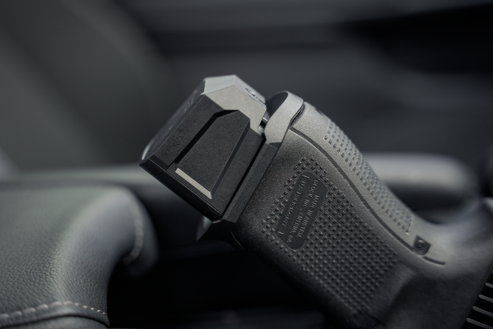 Lejek do Glock 19/23 Gen 5 od Strike Industries to praktyczne rozwiązanie, kompatybilne z niestandardowymi stopkami magazynka, poprawiające komfort używania. - LifeGun.pl Strike Industries Lejek GEN5 Magwell do pistoletów Glock 19 23 Gen5 SI G5 MAGWELL 19 1