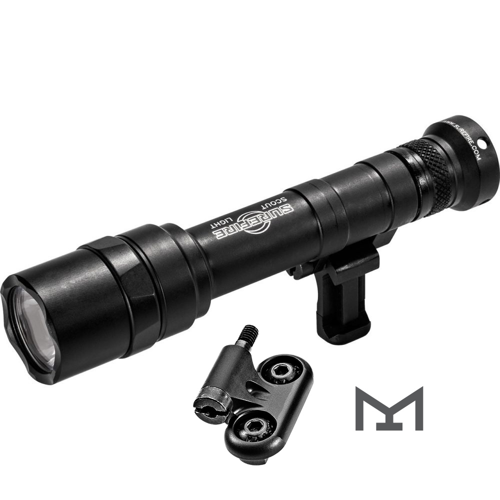 Latarka SUREFIRE M640U-BK-PRO SCOUT LIGHT PRO to profesjonalna, pancerna konstrukcja.Źródłem światła jest praktycznie niezniszczalna dioda LED o mocy 1000 lumenów, zasilana dwoma bateriami litowymi 123a (w zestawie).Soczewka TIR generuje skupioną wiązkę dalekiego zasięgu z dużą ilością światła otaczającego, jest idealna do operacji bliskiego i dalekiego zasięgu.Optymalizacja położenia latarki względem szyny jest możliwa dzięki nowemu, niskoprofilowemu uchwytowi SureFire (LPM).Zapewnia to niespotykaną wszechstronność.LPM można łatwo i szybko przymocować do - LifeGun.pl LATARKA SUREFIRE M640U-BK-PRO SCOUT LIGHT PRO-1