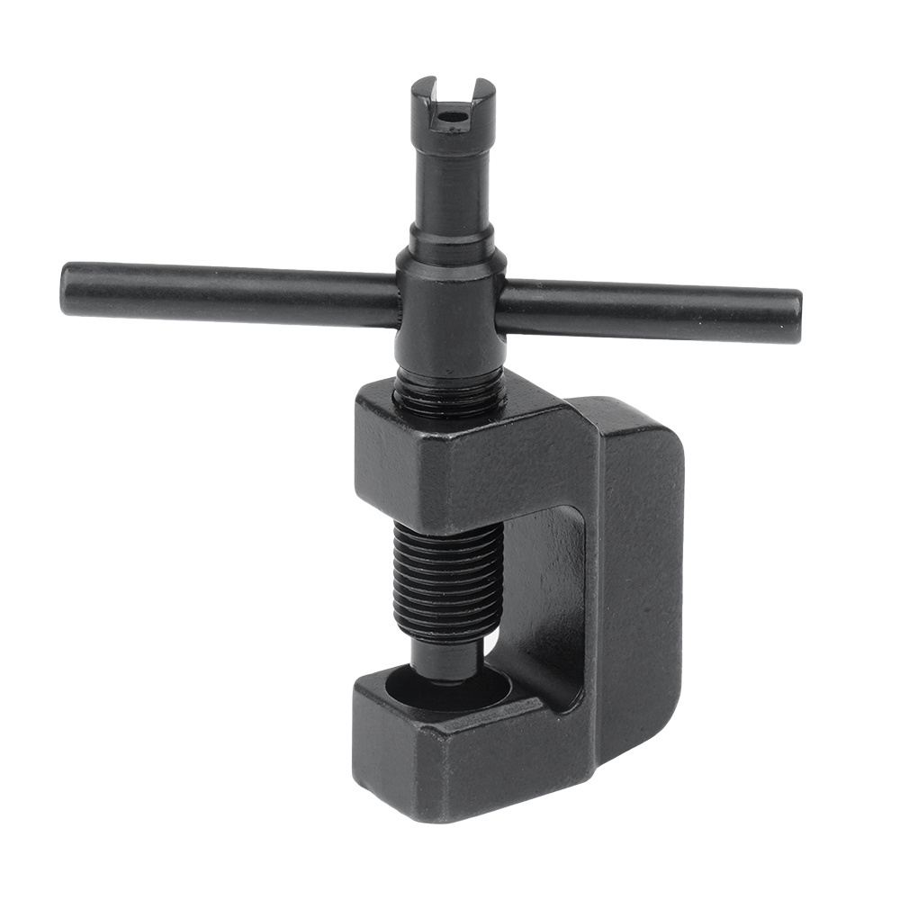 Przyrząd do regulacji muszki w karabinkach z rodziny AK i SKS. Jest przystosowany do klasycznych podstaw przednich przyrządów celowniczych. Przyrząd ten umożliwia regulację poziomą za pomocą śruby naciskowej popychającej obsadę muszki oraz regulację pionową dzięki nakładanemu na muszkę kluczowi wyfrezowanego w szczycie śruby naciskowej. Dzięki niewielkim rozmiarom transport przyrządu jest bardzo prosty, waży jedyne 85 - LifeGun.pl UTG - Przyrząd do muszki AK/SKS - SCP-WEA05-1