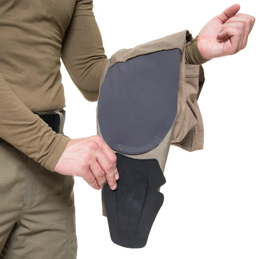 Lekka, ognioodporna bluza taktyczna NFM GARM™ Combat Shirt Hot Climate 2.0 zaprojektowana do gorących warunków. Ergonomiczny krój pod kamizelkę, oddychająca dzianina FR, wzmocnione rękawy/karczek, siatka pod pachami, kieszenie ramieniowe, mankiety z rzepem. Rozmiary XS–3XL. - LifeGun.pl Bluza taktyczne NFM GARM Combat Shirt Hot Climate 20 Raptor Green 4