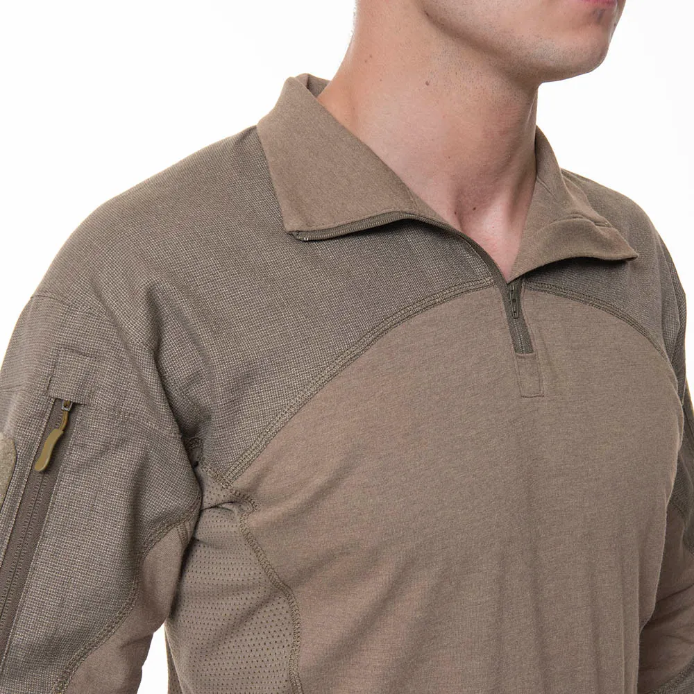 Lekka, ognioodporna bluza taktyczna NFM GARM™ Combat Shirt Hot Climate 2.0 zaprojektowana do gorących warunków. Ergonomiczny krój pod kamizelkę, oddychająca dzianina FR, wzmocnione rękawy/karczek, siatka pod pachami, kieszenie ramieniowe, mankiety z rzepem. Rozmiary XS–3XL. - LifeGun.pl Bluza taktyczne NFM GARM Combat Shirt Hot Climate 20 Raptor Green 5