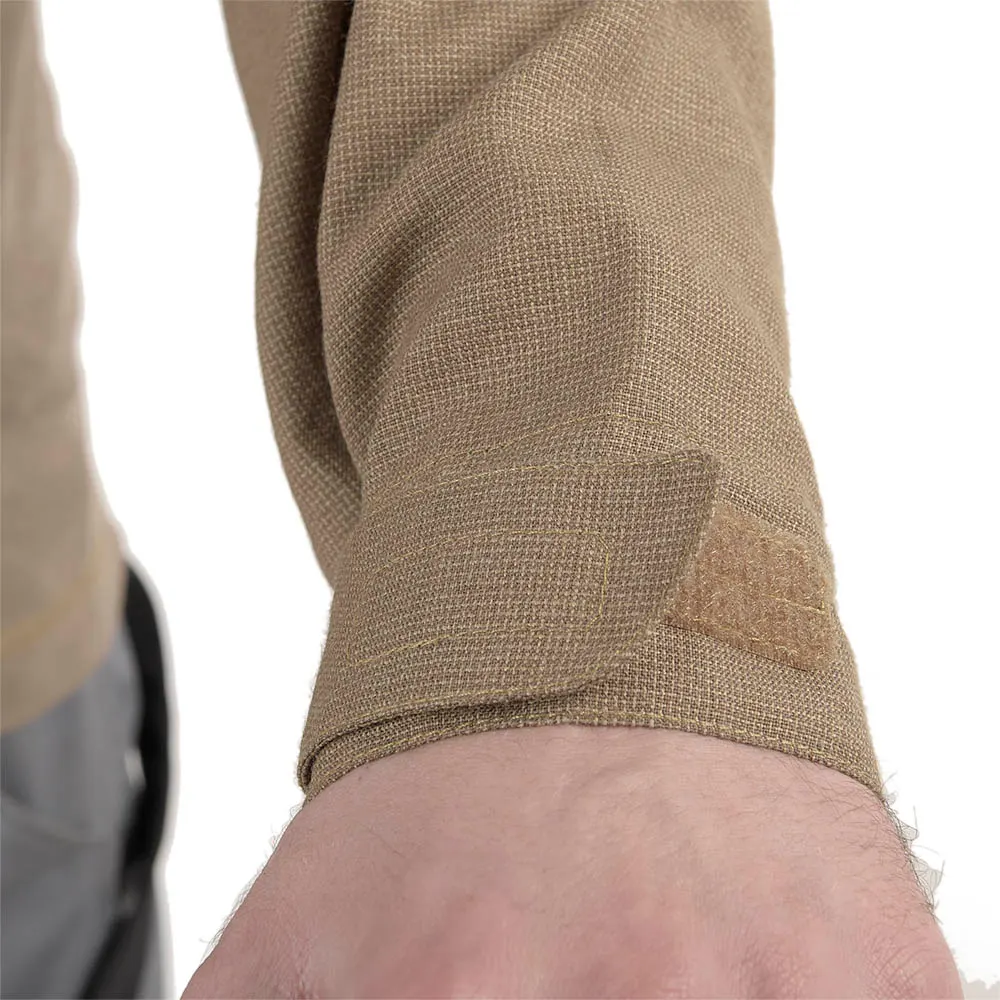 Lekka, ognioodporna bluza taktyczna NFM GARM™ Combat Shirt Hot Climate 2.0 zaprojektowana do gorących warunków. Ergonomiczny krój pod kamizelkę, oddychająca dzianina FR, wzmocnione rękawy/karczek, siatka pod pachami, kieszenie ramieniowe, mankiety z rzepem. Rozmiary XS–3XL. - LifeGun.pl Bluza taktyczne NFM GARM Combat Shirt Hot Climate 20 Raptor Green 6