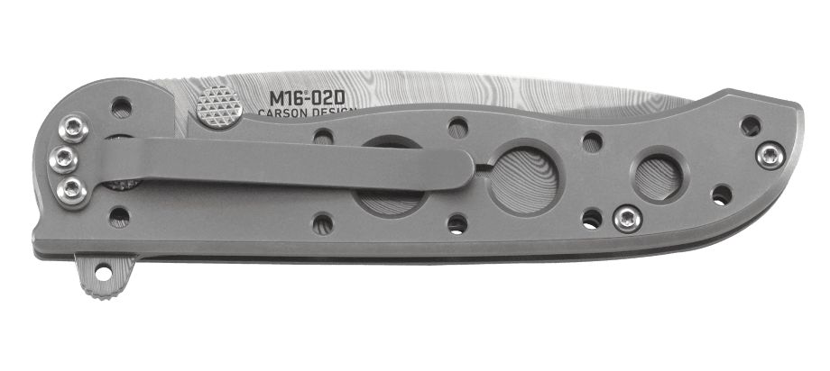 Asystent otwierania: Nie | Ostrze ząbkowane: Nie | Futerał: Nie | Opakowanie: Pudełko kartonowe | Rodzaj ostrza:: Tanto | Stal: Stal Damasceńska DS93X | Wykończenie ostrza: Trawienie Kwasem | Długość ostrza (cm): 7.8 | Rękojeść: Tytan | Projektant: Kit Carson | Długość całkowita (cm): 18.7 | Blokada ostrza: Frame Lock | Rodzaj ząbkowania ostrza: NIE - LifeGun.pl Nóż CRKT Commemorative M16-02D - Edycja Limitowana-3