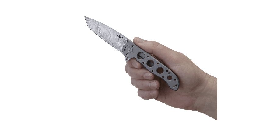 Asystent otwierania: Nie | Ostrze ząbkowane: Nie | Futerał: Nie | Opakowanie: Pudełko kartonowe | Rodzaj ostrza:: Tanto | Stal: Stal Damasceńska DS93X | Wykończenie ostrza: Trawienie Kwasem | Długość ostrza (cm): 7.8 | Rękojeść: Tytan | Projektant: Kit Carson | Długość całkowita (cm): 18.7 | Blokada ostrza: Frame Lock | Rodzaj ząbkowania ostrza: NIE - LifeGun.pl Nóż CRKT Commemorative M16-02D - Edycja Limitowana-5