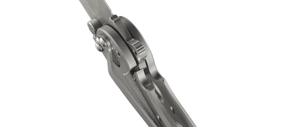 Asystent otwierania: Nie | Ostrze ząbkowane: Nie | Futerał: Nie | Opakowanie: Pudełko kartonowe | Rodzaj ostrza:: Tanto | Stal: Stal Damasceńska DS93X | Wykończenie ostrza: Trawienie Kwasem | Długość ostrza (cm): 7.8 | Rękojeść: Tytan | Projektant: Kit Carson | Długość całkowita (cm): 18.7 | Blokada ostrza: Frame Lock | Rodzaj ząbkowania ostrza: NIE - LifeGun.pl Nóż CRKT Commemorative M16-02D - Edycja Limitowana-8