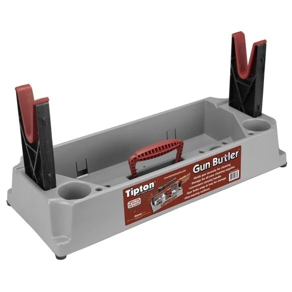 Stojak rusznikarski Gun Butler od firmy Tipton to idealne rozwiązanie dla osób szukających wygodnego sposobu na przechowywanie i przenoszenie materiałów do czyszczenia, części zapasowych do broni itp. Cechy: Idealny do przechowywania i przenoszenia materiałów do czyszczenia Wyposażony w przedziały dla lepszej organizacji Stabilne trzymanie broni Podstawa wyłożona gumą Konstrukcja z wytrzymałego tworzywa sztucznego Uwaga: Przedmiotem sprzedaży - LifeGun.pl Stojak Rusznikarski Tipton 100333-2