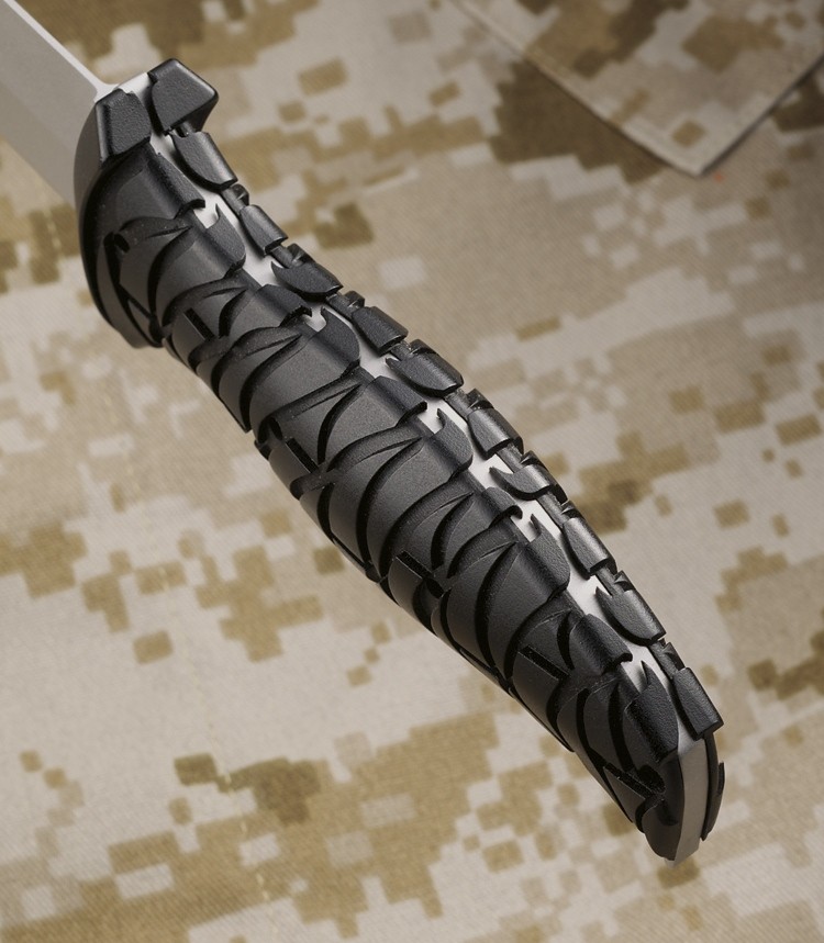 Ostrze ząbkowane: Tak | Futerał: Kabura zytelowo-kordurowa | Kolor: Czarny | Opakowanie: Pudełko kartonowe | Projektant: Michael Martinez | Twardość materiału ostrza::: 55-57 HRC | Rodzaj ząbkowania ostrza: Veff | Grubość ostrza (cm): 0.4 | Wykończenie ostrza: Azotek tytanu - czarne | Stal: 1.4116 | Rodzaj ostrza:: Zmodyfikowane tanto | Waga (g): 238 | Rękojeść: Zytel | Długość ostrza (cm): 12.5 | Blokada ostrza: Ostrze stałe | Długość całkowita (cm): 25.5 - LifeGun.pl NÓŻ CRKT 2125KV ULTIMA BLACK-7