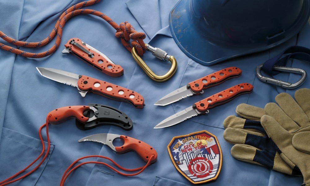 Opakowanie: Pudełko kartonowe | Waga (g): 103 | Rodzaj ostrza:: Tanto | Stal: AUS8 | Wykończenie ostrza: Polerowane | Długość po złożeniu (cm): 10.8 | Długość ostrza (cm): 7.0 | Rękojeść: Zytel | Twardość materiału ostrza::: 58-59 HRC | Projektant: Kit Carson | Długość całkowita (cm): 18.7 | Blokada ostrza: Locking Liner + AutoLAWKS | Grubość ostrza (cm): 0.30 | Rodzaj ząbkowania ostrza: Triple-point - LifeGun.pl Nóż ratunkowy CRKT M16-12ZE ER-3