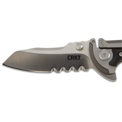 Ostrze ząbkowane: Tak | Opakowanie: Pudełko kartonowe | Waga (g): 125 | Rodzaj ostrza:: Spay Point | Stal: 8Cr13MoV | Wykończenie ostrza: Satynowe | Długość po złożeniu (cm): 11.2 | Długość ostrza (cm): 7.8 | Rękojeść: 2CR13 | Twardość materiału ostrza::: 58-60 HRC | Projektant: Glenn Klecker | Długość całkowita (cm): 19 | Blokada ostrza: Klecker Lock | Grubość ostrza (cm): 0.36 | Rodzaj ząbkowania ostrza: Veff Flat Top Serrations - LifeGun.pl Nóż CRKT 5195 Graphite Combo - Veff Flat Top Serrations-3