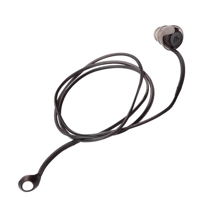 Silikonowa smycz dedykowana do zatyczek XP Reactor i Defender od firmy Axil. Mogą również pasować do zatyczek innych marek o podobnym wymiarze i kształcie. Wykonanie z silikonu ułatwia ich czyszczenie oraz nadaje elastyczność. W środku długości smyczy znajduje się otwór przez który można przepiąć karabińczyk. Smycz ma długość 665 mm co pozwoli komfortowo nosić zatknięte - LifeGun.pl Axil - Silikonowa smycz do XP Reactor & Defender - 66 cm - Czarny-1