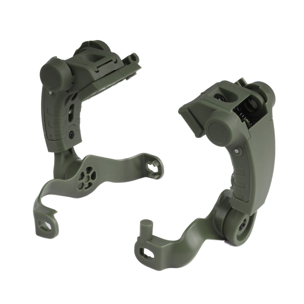 Polimerowe adaptery do montażu słuchawek M32 Plus przy nahełmowej szynie ARC od firmy Earmor. Pozwalają na pominięcie fabrycznego pałąka podczas noszenia ochronników słuchu nausznych, redukując tym samym jego negatywne skutki jak wbijanie się opaski w głowę czy nadmierny ucisk. Szeroki zakres obrotu oraz regulacji umożliwia sprawne dostosowanie zaadaptowanych słuchawek do zastanego zadania. System Quick-Detach pozwala - LifeGun.pl Earmor - Adapter do słuchawek M32 Plus na szynę ARC Rail - Polimer - Foliage Green - M16A-FG-1