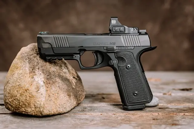 Daniel Defence Daniel H9 kolimatora Eotech EFLX Mini Reflex Sight 02s