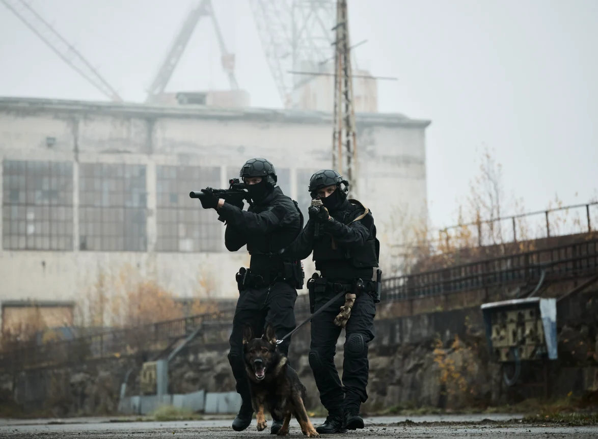 NFM funkcjonariusze policji fot. NFM Group 01