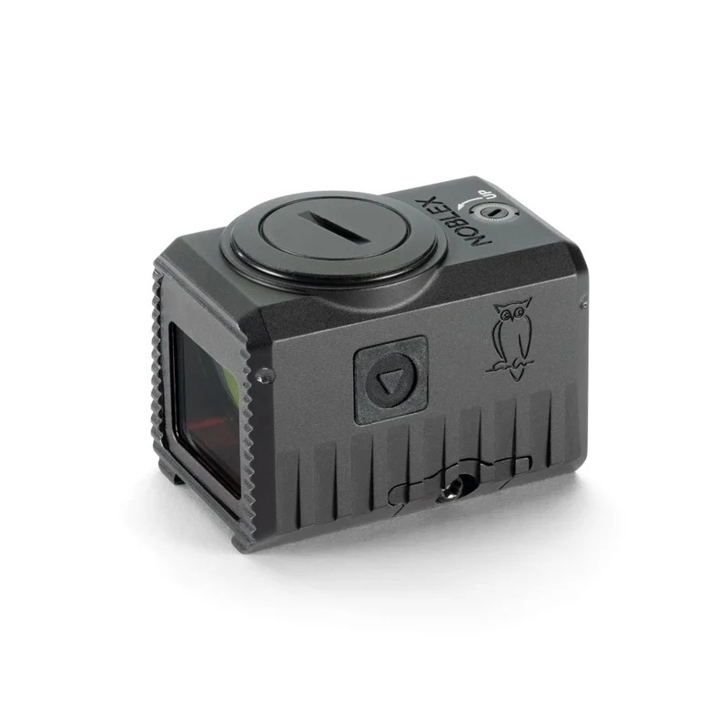 NOBLEX NV 1X25 CS GLOCK MOS został specjalnie opracowany pod system montażowy MOS w Glock'u i wyznacza nowe standardy w zakresie wytrzymałości, precyzji i ergonomii.Kolimator posiada zamkniętą konstrukcję, która niezawodnie chroni system optyczny przed wpływem czynników środowiskowych i zanieczyszczeniami.Została ona zaprojektowana z myślą o najwyższej wytrzymałości i pomyślnie przetestowana przy użyciu ponad 10 000 strzałów kalibru 9 mm.Ponadto celownik charakteryzuje - LifeGun.pl KOLIMATOR NOBLEX NV 1X25 CS GLOCK MOS RED DOT 3 MOA (55810)-2