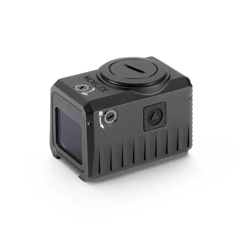 NOBLEX NV 1X25 CS GLOCK MOS został specjalnie opracowany pod system montażowy MOS w Glock'u i wyznacza nowe standardy w zakresie wytrzymałości, precyzji i ergonomii.Kolimator posiada zamkniętą konstrukcję, która niezawodnie chroni system optyczny przed wpływem czynników środowiskowych i zanieczyszczeniami.Została ona zaprojektowana z myślą o najwyższej wytrzymałości i pomyślnie przetestowana przy użyciu ponad 10 000 strzałów kalibru 9 mm.Ponadto celownik charakteryzuje - LifeGun.pl KOLIMATOR NOBLEX NV 1X25 CS GLOCK MOS RED DOT 3 MOA (55810)-3