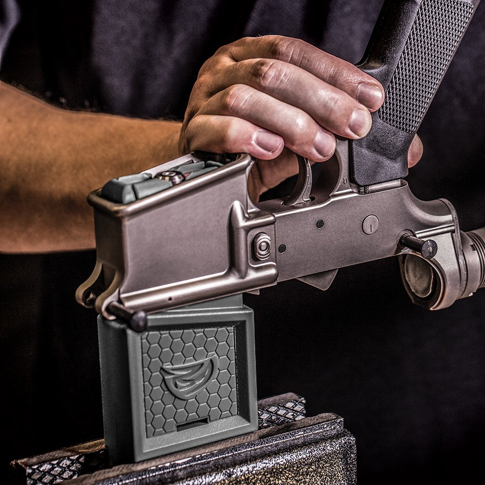Real Avid - Blok rusznikarski Smart-Fit AR-15 Vise Block - AVAR15SFVB 13 Zdjęcie 21 — SPC-28095