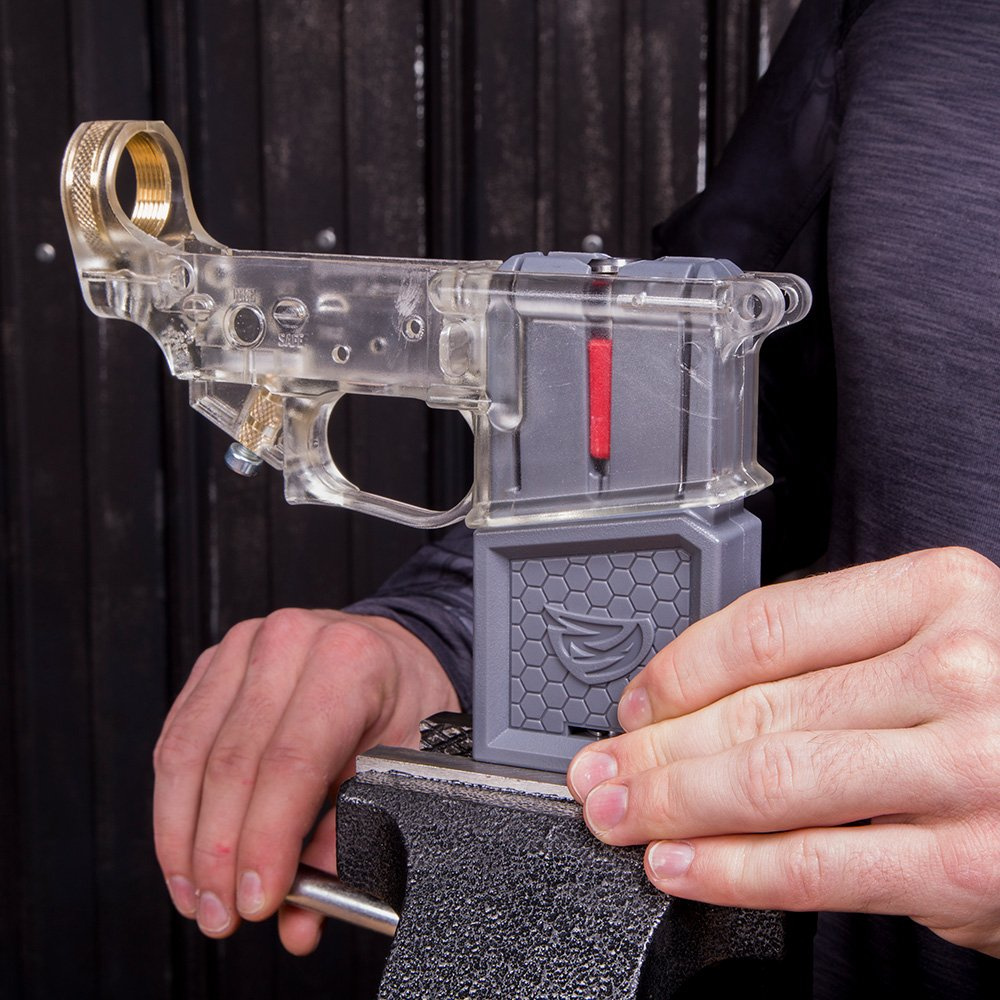 Real Avid - Blok rusznikarski Smart-Fit AR-15 Vise Block - AVAR15SFVB 16 Zdjęcie 24 — SPC-28095