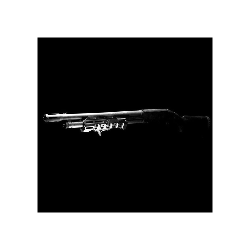 Strike Industries - Czółenko VOA do strzelby Mossberg 500 / 590 2 Zdjęcie 1 — SPC-24140
