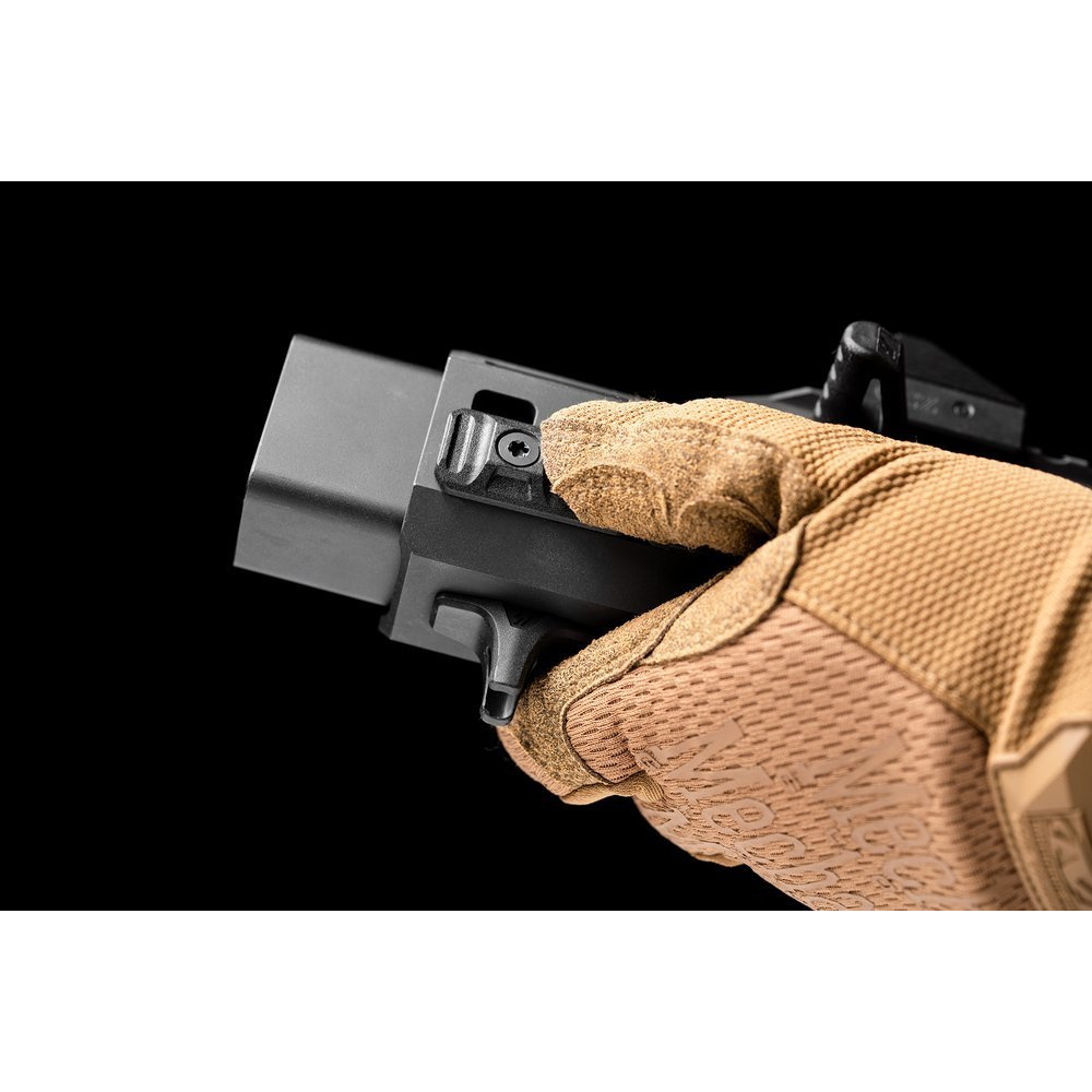 Strike Industries - Zaślepki LINK Cover do M-LOK / KeyMod - 5 szt. - FDE - SI-LINK-COVER-FDE 14 Zdjęcie 15 — SPC-32702