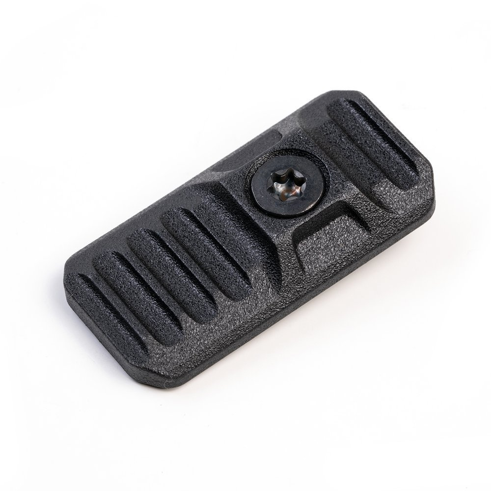 Strike Industries - Zaślepki LINK Cover do M-LOK / KeyMod - 5 szt. - FDE - SI-LINK-COVER-FDE 8 Zdjęcie 9 — SPC-32702