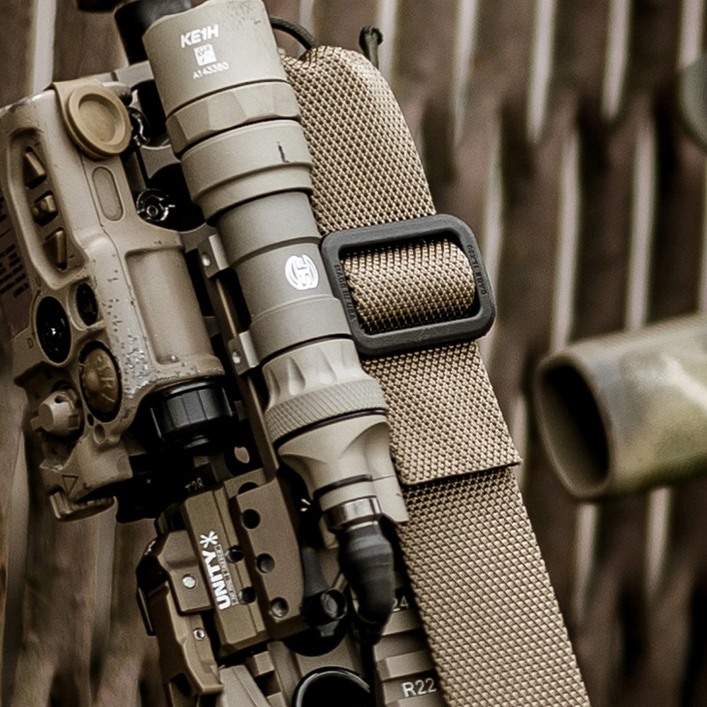 Unity Tactical - Montaż Fusion Light Wing na szynę Micro Hub - Prawy - Czarny - FUS-LWRB 2 Zdjęcie 2 — SPC-45691