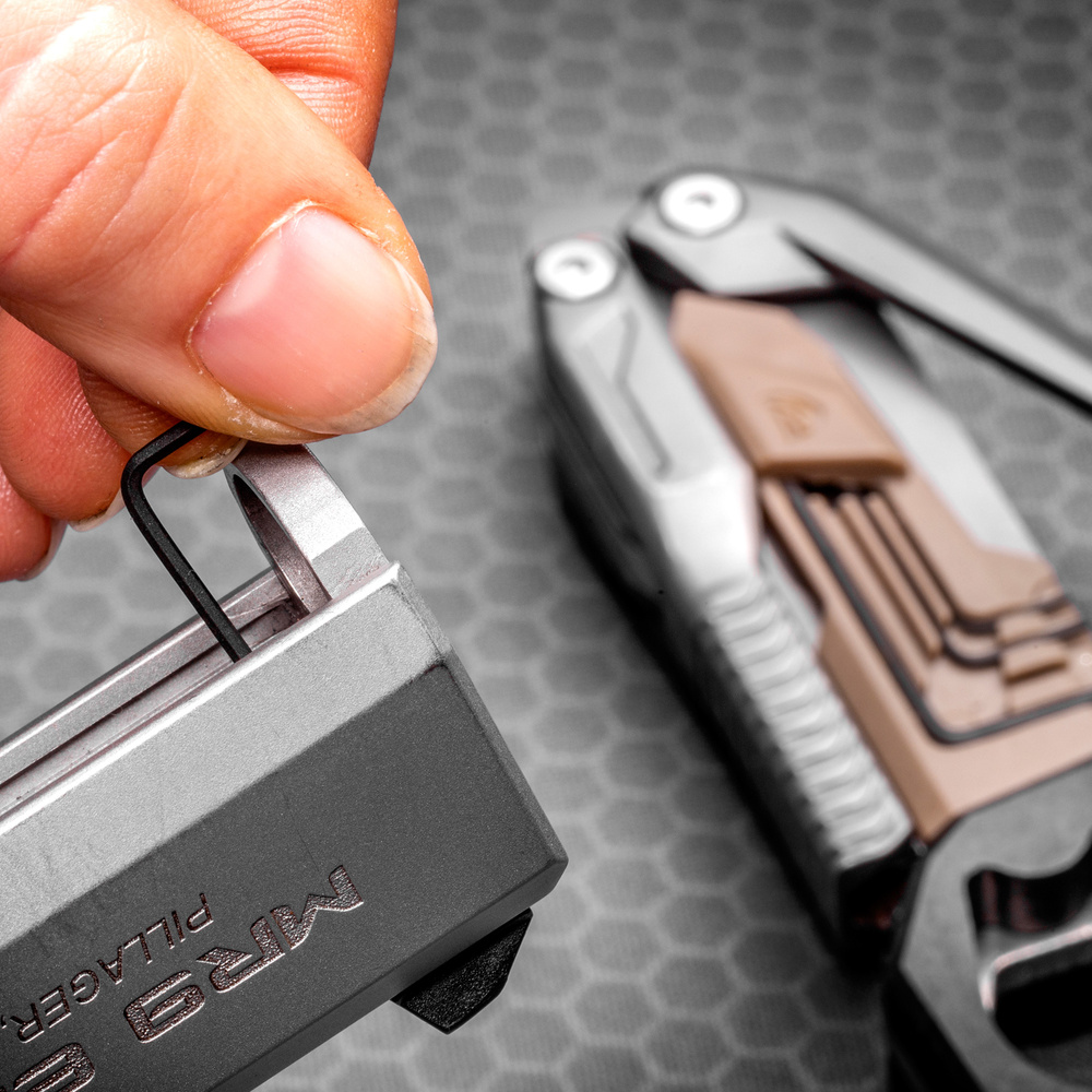 Real Avid - Multitool do pistoletów The Pistol Tool - 19 funkcji - Brązowy - AVPSTL 19 Zdjęcie 19 — SPC-45782