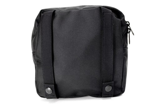 Torba ekranująca Faraday Mission Darkness MOLLE Pouch 15x20x5 cm 4 MolleBag Backside web.jpg