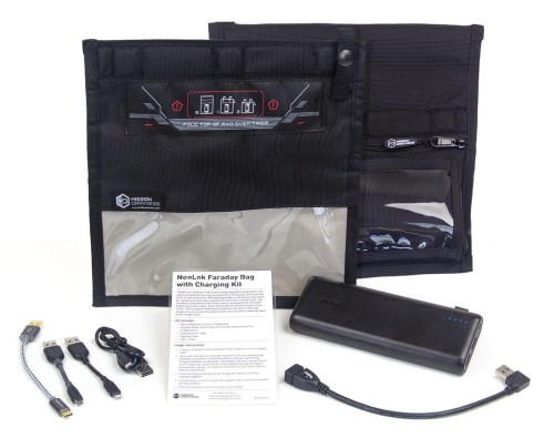 Torba Mission Darkness na telefony Faraday z powerbankiem 10,000mAh 5 NeoLok Kit 1024x1024.jpg